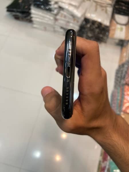 Iphone 11 pro pta approved 3