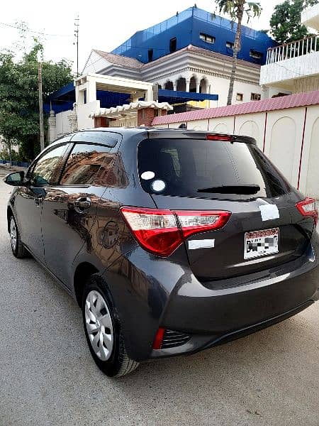 Toyota Vitz 2017 5