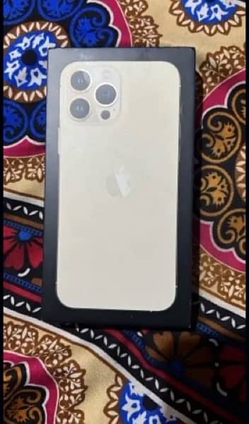 iPhone 13 Pro Max factory unlocked 8