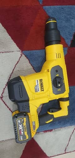 DEWALT