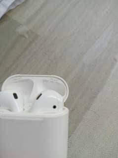 apple airpods