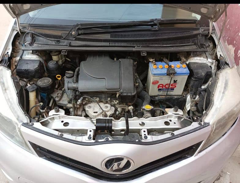 Toyota Vitz 2014 2