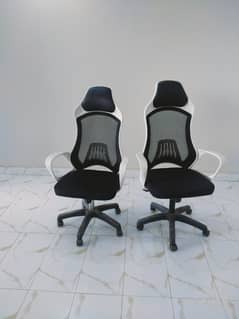 Premium Gaming & Office Revolving Chair – Perfect Condition (10/10)