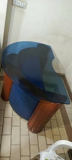 Office Table For Sale with Heavy Glass Top