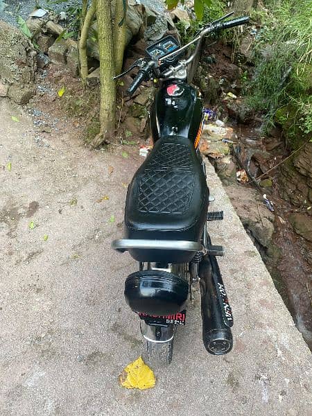 125 1999 model condition 10/9 lush neat and clean koi kam ni bike ma 1