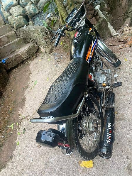 125 1999 model condition 10/9 lush neat and clean koi kam ni bike ma 3