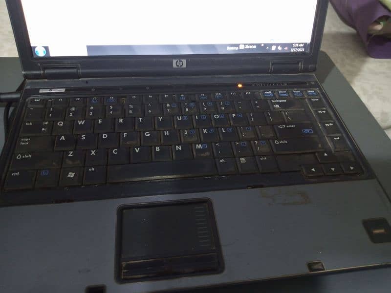 9000 RS HP laptop for sale complete urgent  price negotiable 11