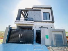 Attention Brand New 5 Marla Fully VIP Furnished House available for Rent