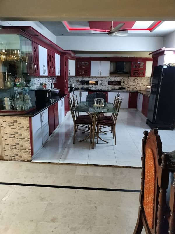 Outclass Portion 600 Sq yards 4 Bed DD 1st Floor in 7 Gulistan e Jauhar 0