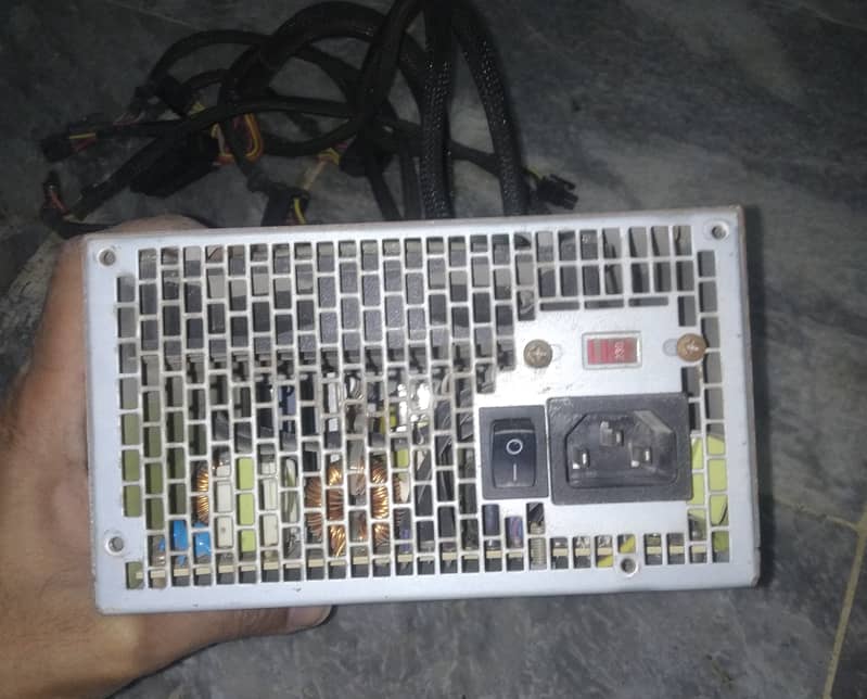 400 Watts Power Supply for FULL ATX/ATX Casing(Detail in Description). 7