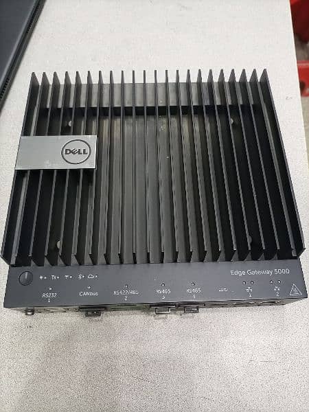 Dell Edge Gateway 5000 Rugged industrial Gateway. 3