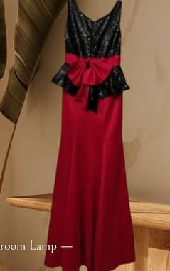 Red party wear Maxi. . size :small