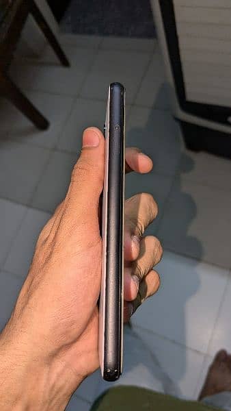 GOOGLE PIXEL 4 6