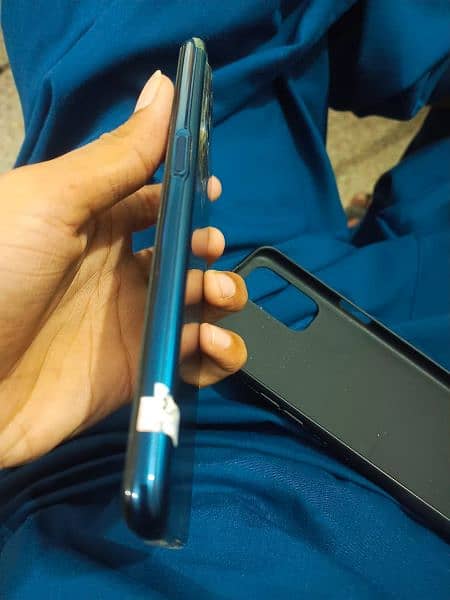 one plus N200 5g 10by10 condition with box charger exchange possible 3