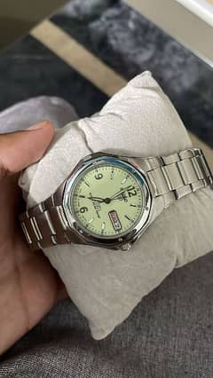 Seiko 5 automatic made in Japan 10/10 condition