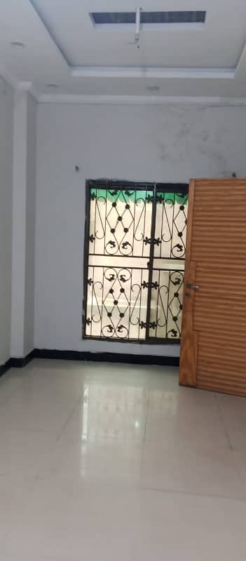 10 MARLA INDEPENDENT 1ST AND 2ND FLOOR AVAILABLE FOR RENT IN PRIME LOCATION OF ALLAMA IQBAL TOWN 3