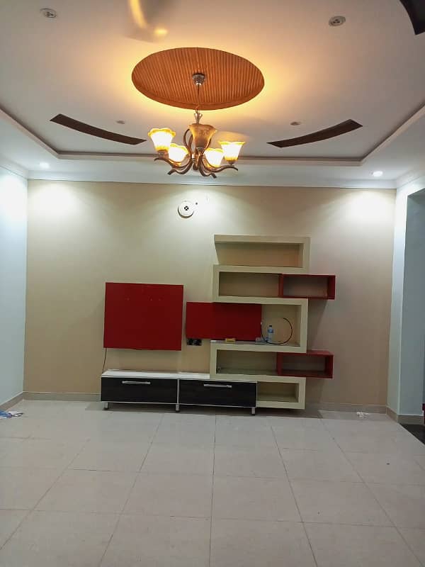 10 Marla House is Available For Rent In Johar Block Bahria Town Lahore 10