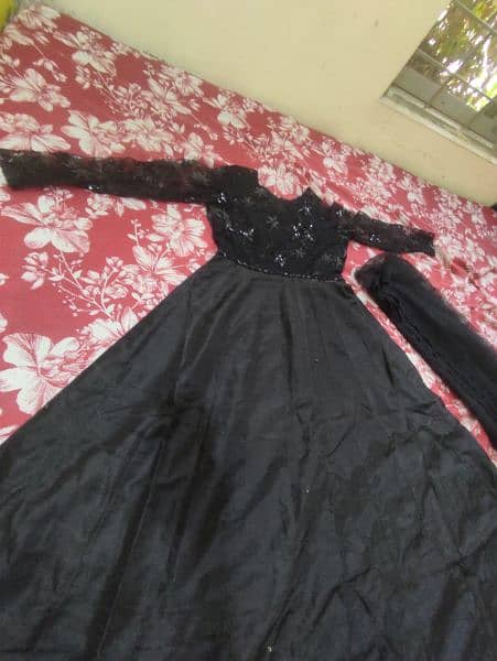 Black long maxi bilkul new h 19