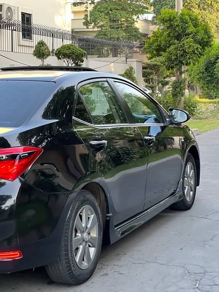 Toyota Altis Grande 2015 4