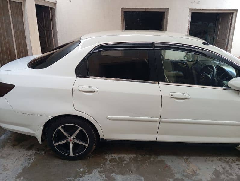 Honda City IDSI 2006 3