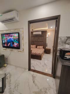 Bahria Town Lahore - Prime Location! Luxury Furnished Apartments | Studio, 1 & 2 Beds | Long/Short Term 0