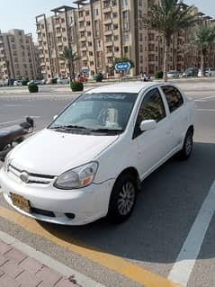 Toyota Platz 2004