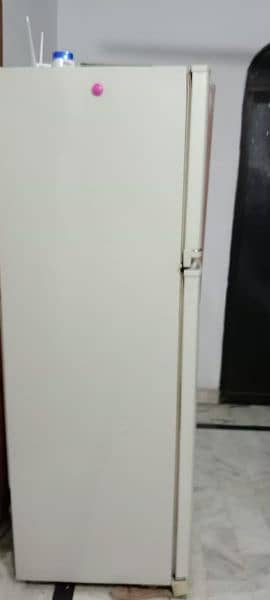 fridge for sale in Gulshan-e-Iqbal 1