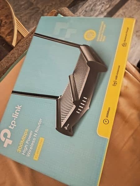 TP-LINK  |  TL-WR841HP  |  High Power Wireless N Router 1