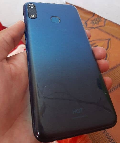 Infinix Hot 8 lite 4