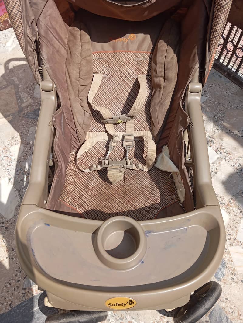 Imported Baby Stroller in perfect condition 1