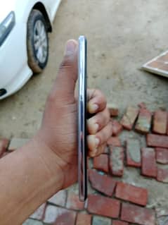 Vivo v21