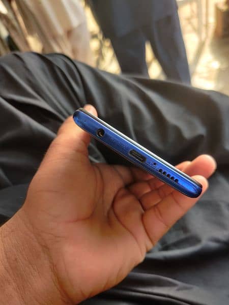 poco x3 6 128 blue color mian hy achi condition hy 4