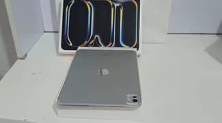 iPad Pro M4 256GB = Watsapp. 03486223941