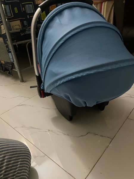 baby pram and carry cot 11