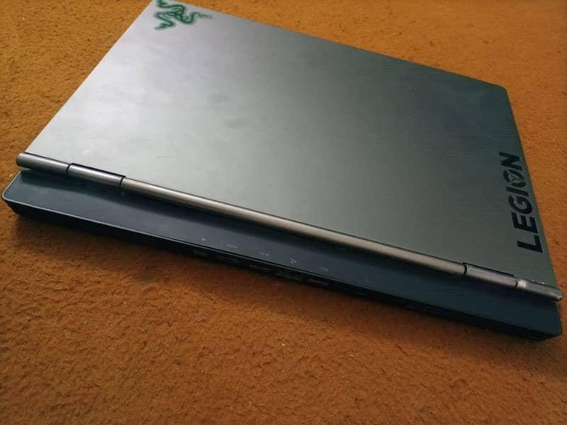 Lenovo legion y740 3