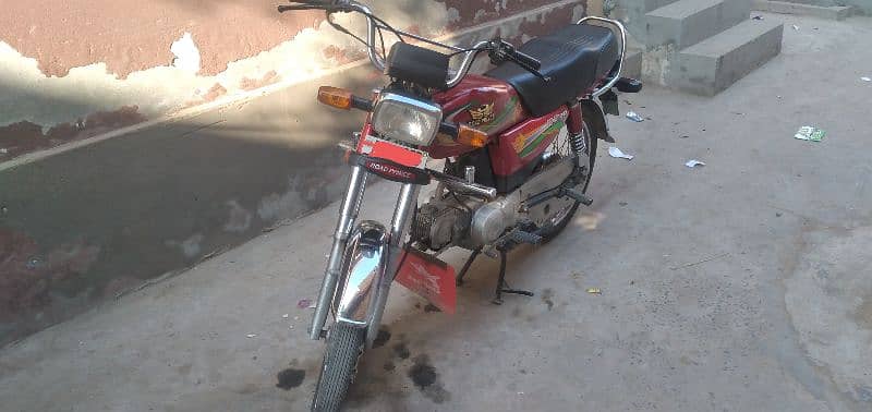 Road Prince bike 70 cc  condition 9/10 4