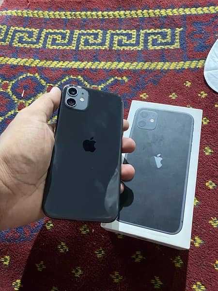 iPhone 11 pta approved 64GB with box 0