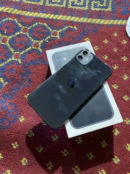 iPhone 11 pta approved 64GB with box 6