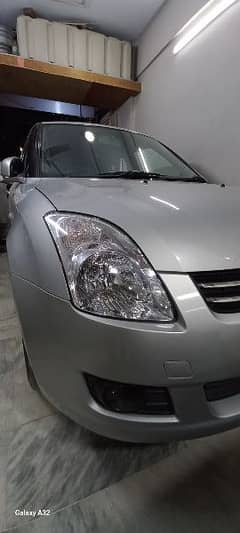 Suzuki Swift 1.3 DLX Automatic Navigation 2019 for sale.