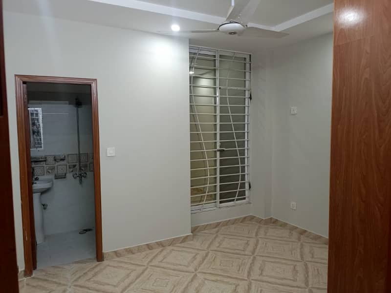 Beautiful 2bedroom flat available for rent Islamabad 2