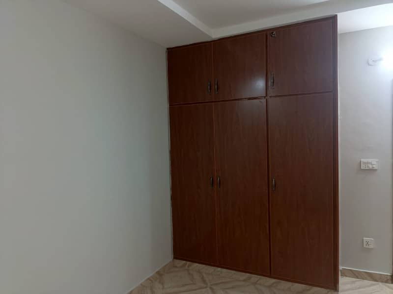 Beautiful 2bedroom flat available for rent Islamabad 3