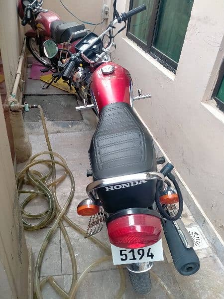 Honda CG125 9