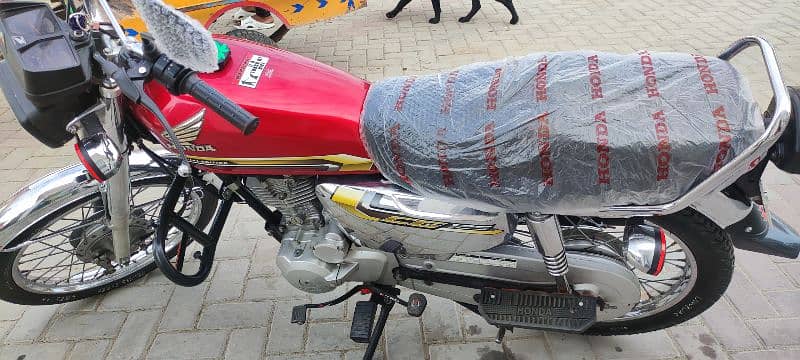 Honda CG 125 special edition 3