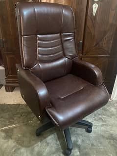 High-Quality Leather Chair