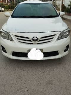 Toyota Corolla Altis SR 1.8 Model 2010-2011 White 100% Original cond.