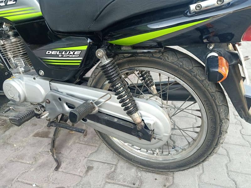 Honda Deluxe 125 2015 Swabi Number 3