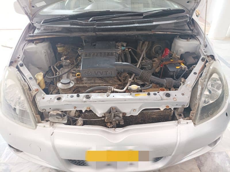 Toyota Vitz 1999 FL silver 1