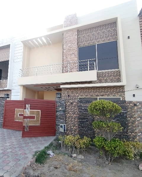 Prominently-Located House Available In DHA Defence For sale 1