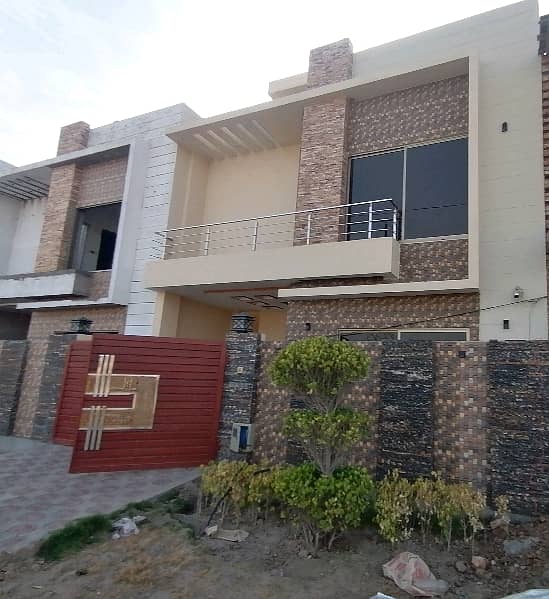 Prominently-Located House Available In DHA Defence For sale 4