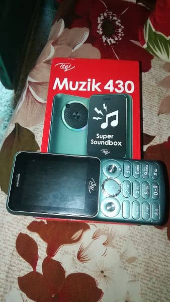 itel Muzik 430 7